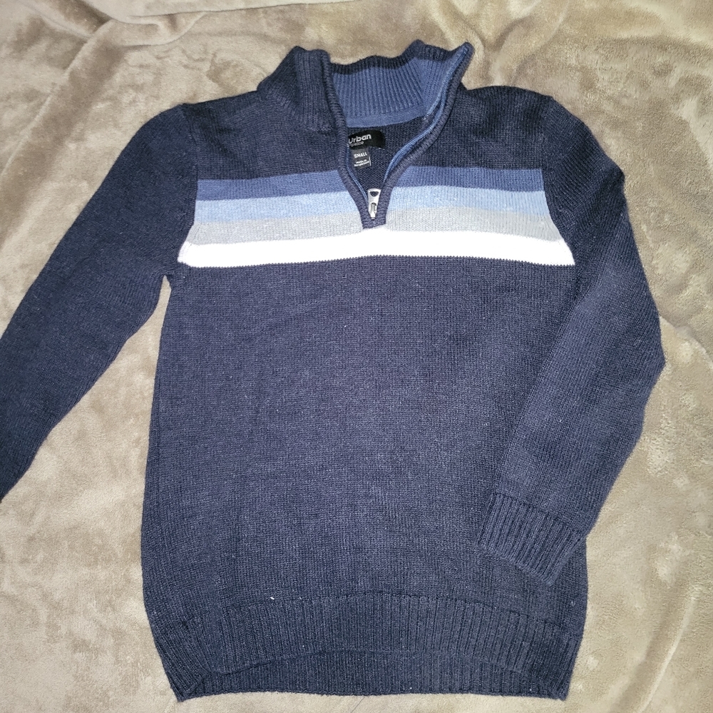 Boy size Small Sweater